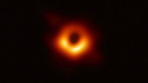 Первое изображение черной дыры: пустой шаблон мема